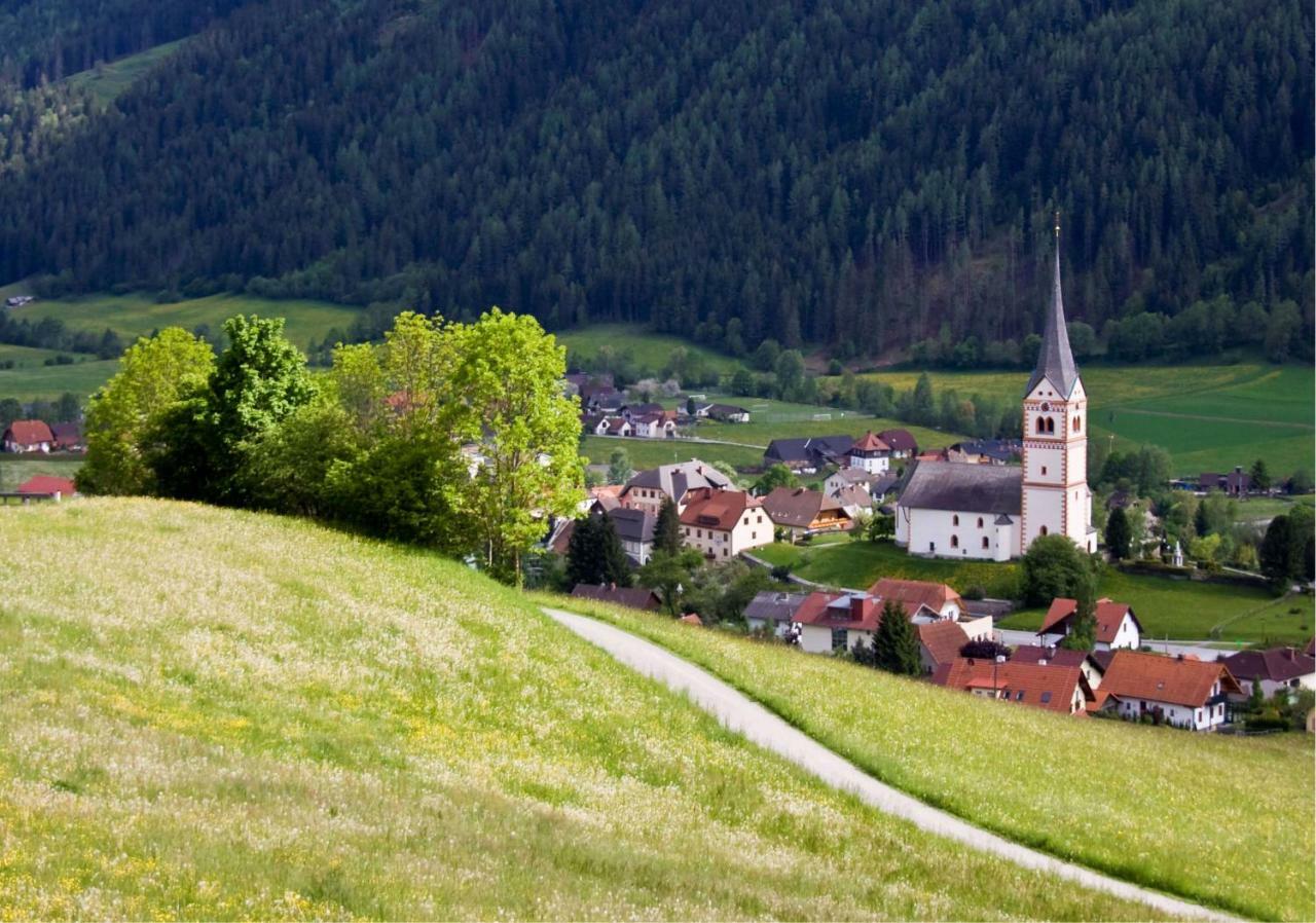 Camping Bella Austria Sankt Peter am Kammersberg Extérieur photo